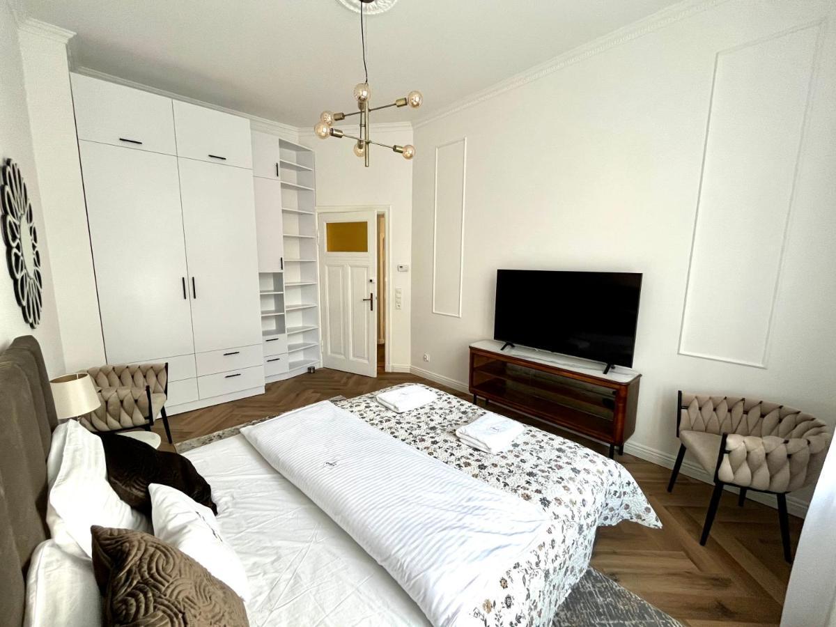 Agapella Apartamenty- Apartament Fiszera 500M From The Beach, Free Parking Sopot Buitenkant foto
