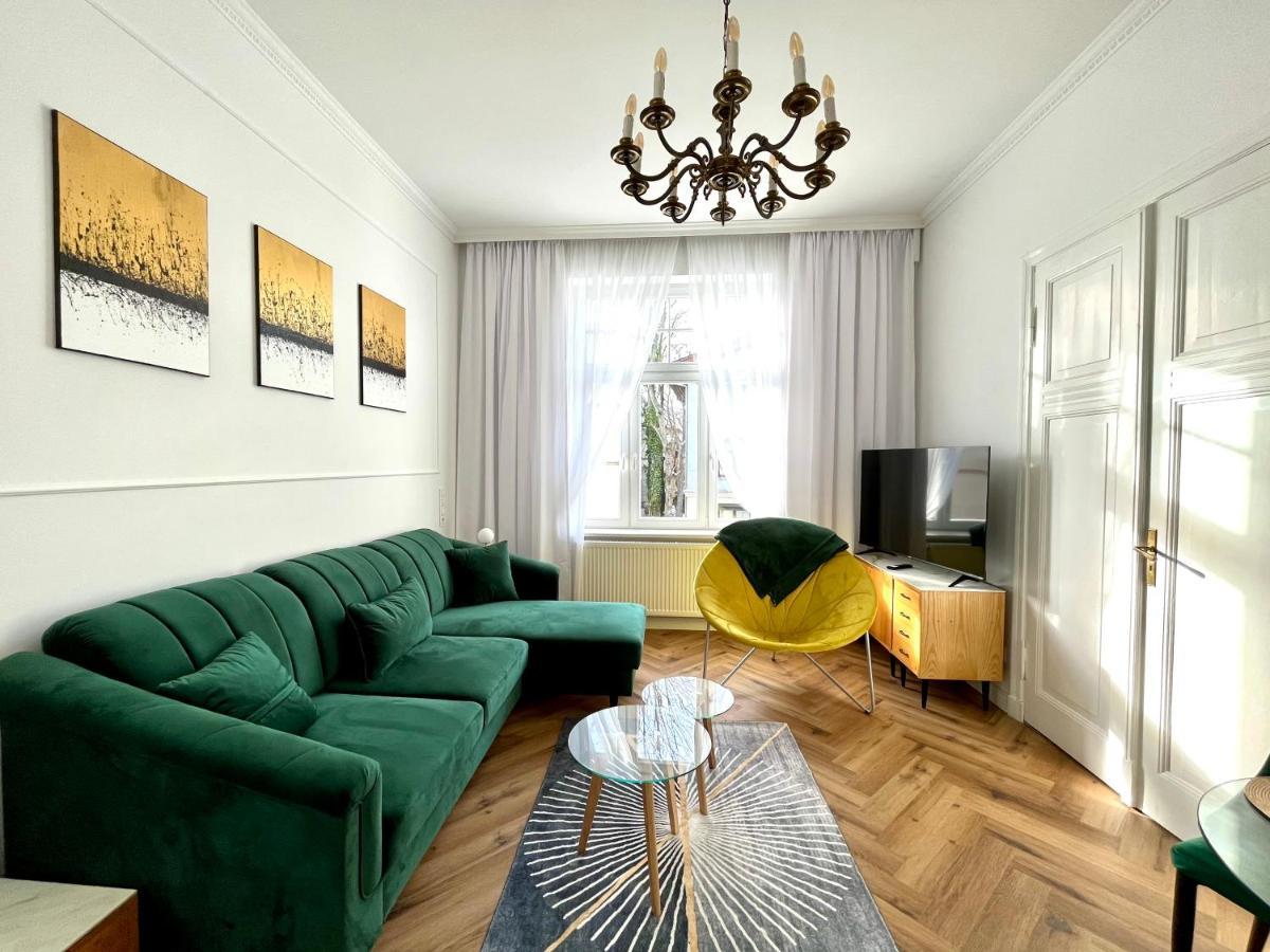 Agapella Apartamenty- Apartament Fiszera 500M From The Beach, Free Parking Sopot Buitenkant foto