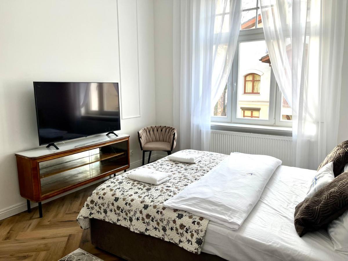Agapella Apartamenty- Apartament Fiszera 500M From The Beach, Free Parking Sopot Buitenkant foto
